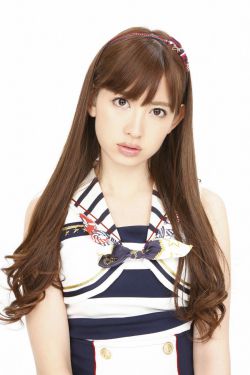 让娇妻尝试三p按摩师小说